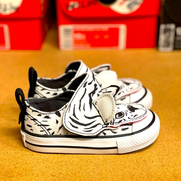 Converse Other - Converse all star ox creatures new in original box